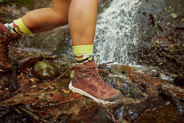 Vasque Women's Breeze Hiking Boot - Image 10